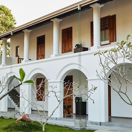 วิลลา ไวท์ ควีน Villa กอลล์ ภายนอก รูปภาพ